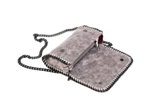 Bolso bandolera stella con cadena gris claro