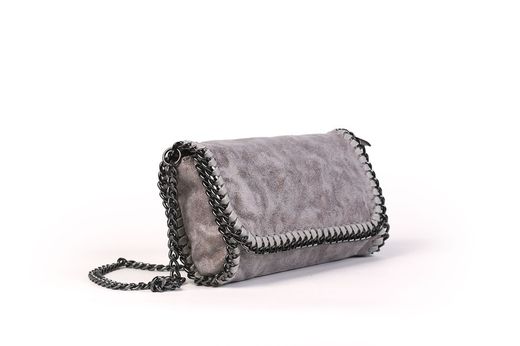 Bolso bandolera stella con cadena gris claro