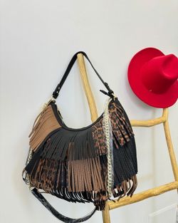 Bolso De Flecos Con Estampado Animal Print Negro