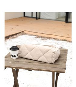 Bolso de Hombro Pequeño Acolchado Beige