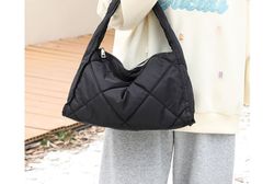 Bolso de Hombro Pequeño Acolchado Negro