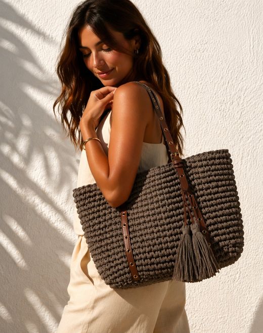 Bolso De Hombro Tote Rafia Taupe