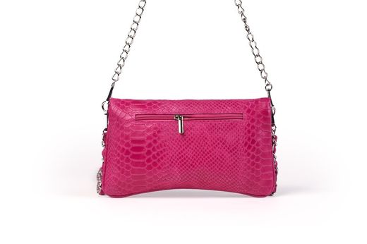 Bolso de piel doble cadena fucsia