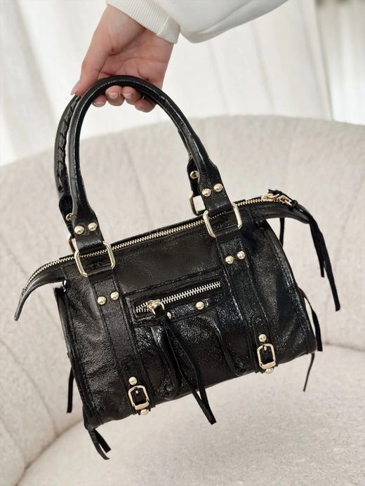 Bolso pequeño de piel negro metalizado