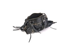 Bolso pequeño de piel negro metalizado