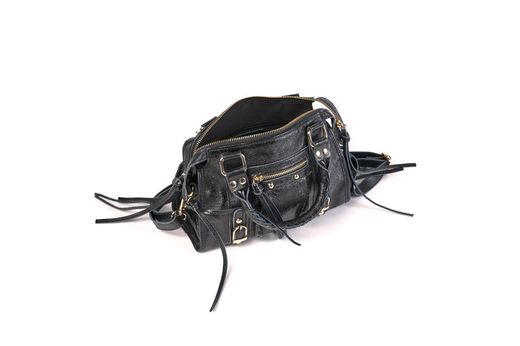 Bolso pequeño de piel negro metalizado