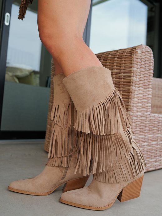 Bota Cowboy Boho Con Flecos Camel