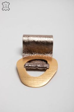 Cinturón Stand De Piel Con Hebilla Grande Bronce Metalizado