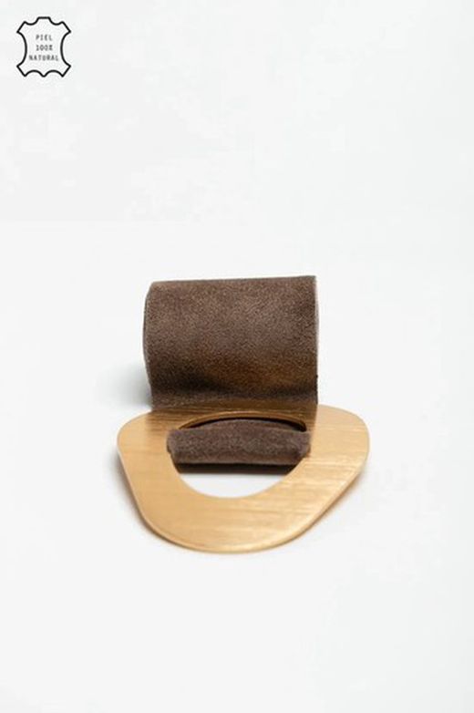 Cinturón Stand De Piel De Serraje Con Hebilla Grande Taupe