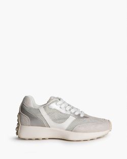 Deportiva Eve Plata marca Corina M6070