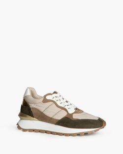 Deportiva Soft Kaki marca Corina M4545