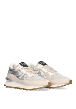 Deportiva Soft Plata marca Corina M4085