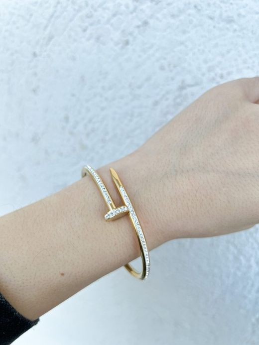 Pulsera Tipo Clavo Con Brillo Dorado Para Mujer