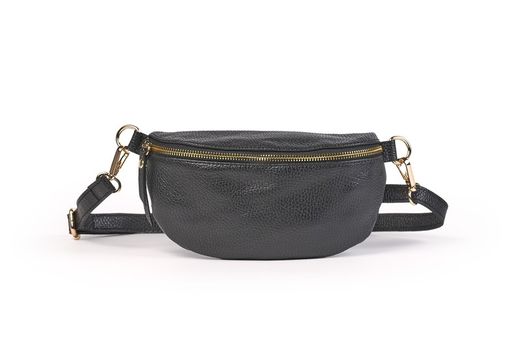 Riñonera de piel para mujer negro cremallera dorada