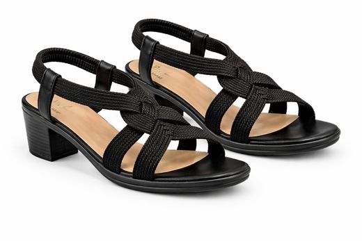 Sandalia De Tacón Bajo Con Tiras Trenzadas En Negro