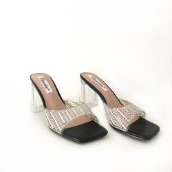 Sandalia De Tacón Transparente Con Brillos Negro