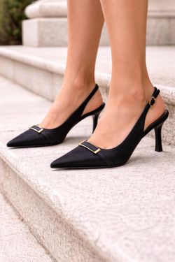 Zapato Destalonado Con Tacón Negro