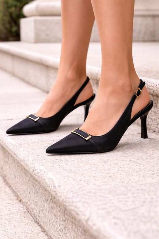 Zapato Destalonado Con Tacón Negro